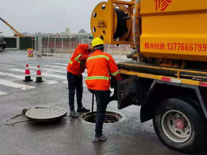 南京秦淮区疏通下水道怎收费管道疏通清洗