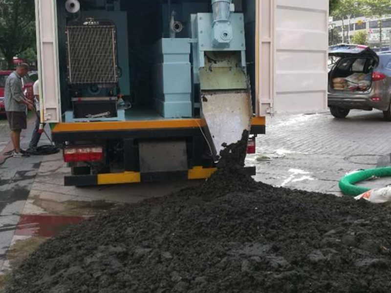 建邺奥体万达雨花秦淮龙江鼓楼专业疏通各种下水道打孔