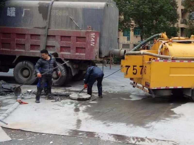 南京秦淮区通下水管道,修下水管道漏水,